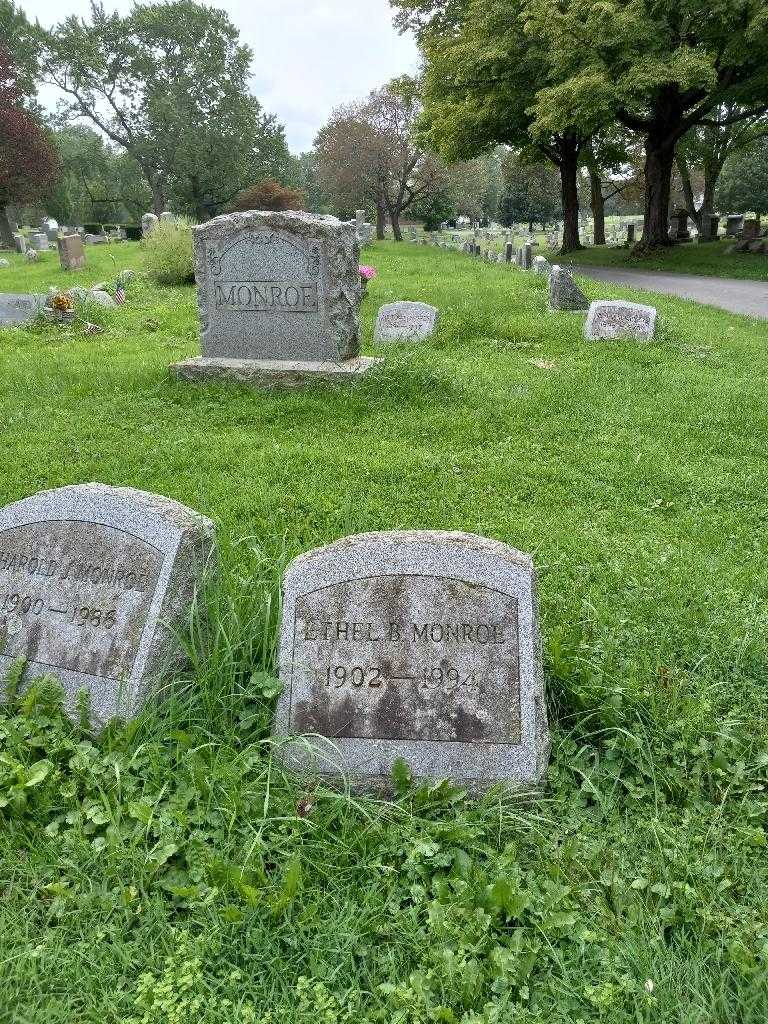 Ethel Barbara Monroe's grave. Photo 1