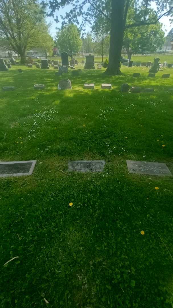 Ada E. Gehm's grave. Photo 2