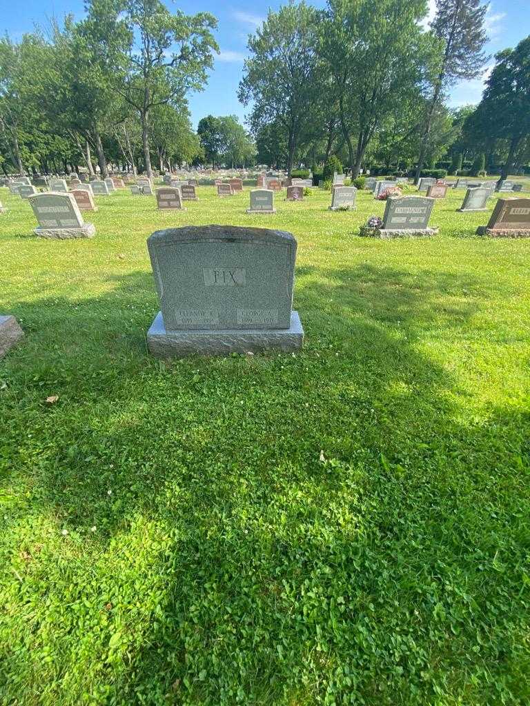 Eleanor K. Fix's grave. Photo 1