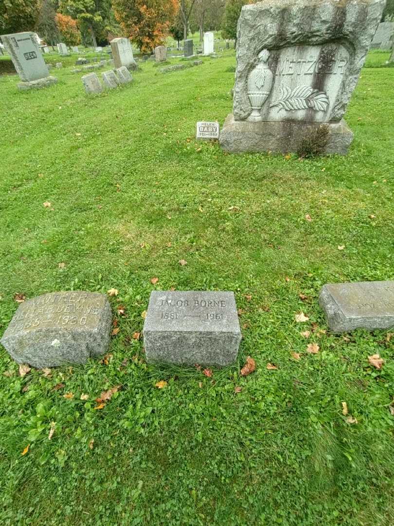 Jacob J. Borne's grave. Photo 1