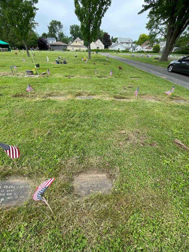 Waddell Rice's grave. Photo 1