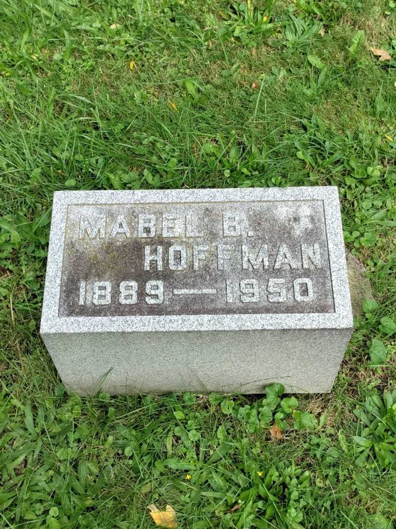 Mabel B. Hoffman's grave. Photo 3