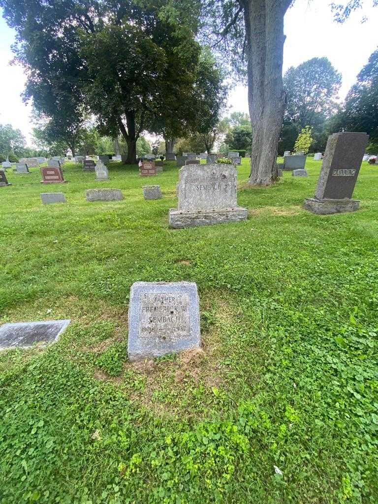 Frederick W. Sembach's grave. Photo 1