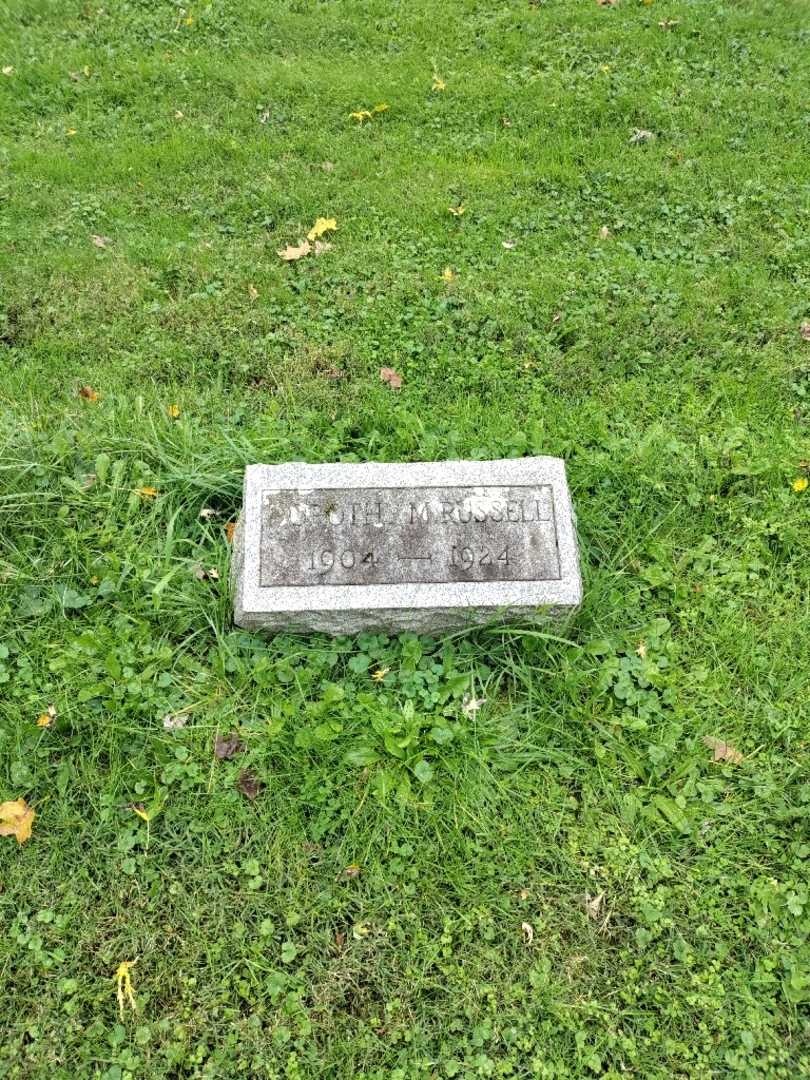 Dorothy M. Russell's grave. Photo 2