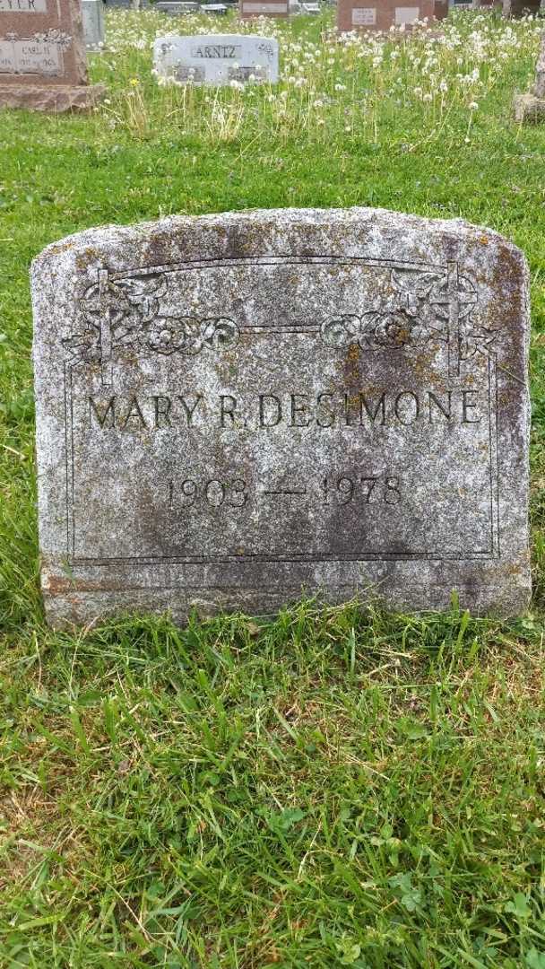 Mary R. Desimone's grave. Photo 4