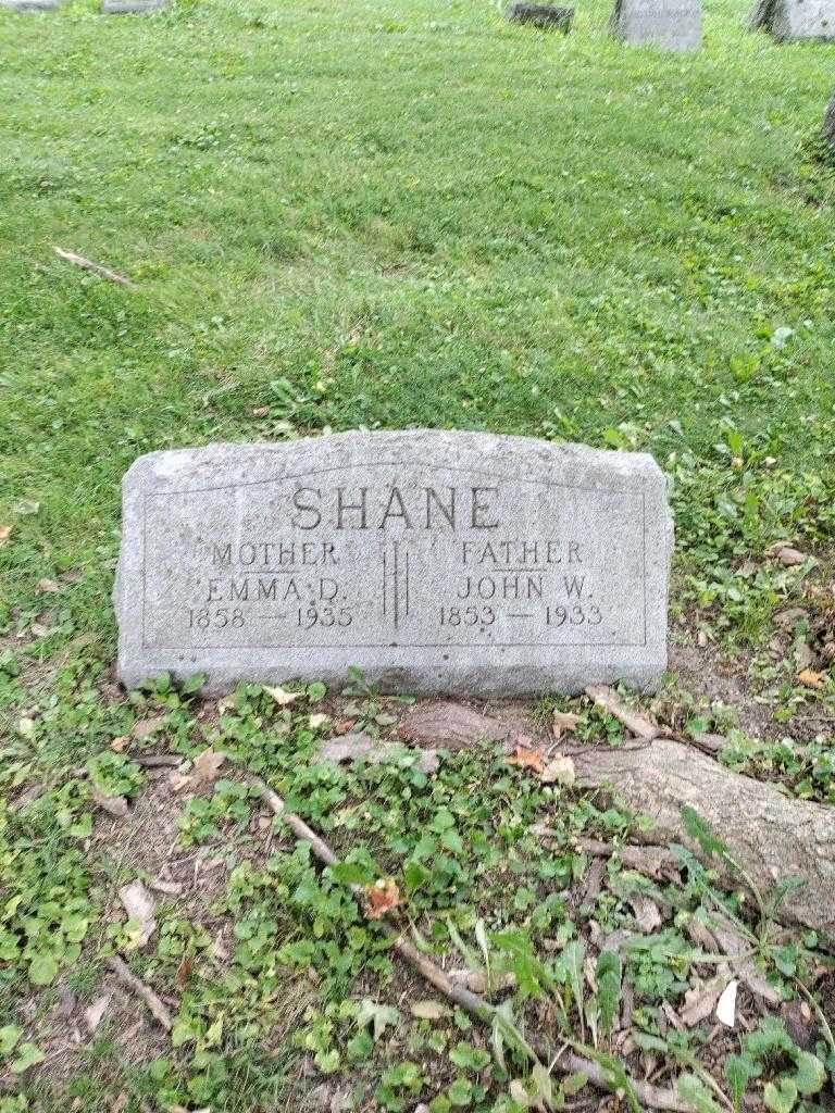 Emma D. Shane's grave. Photo 2