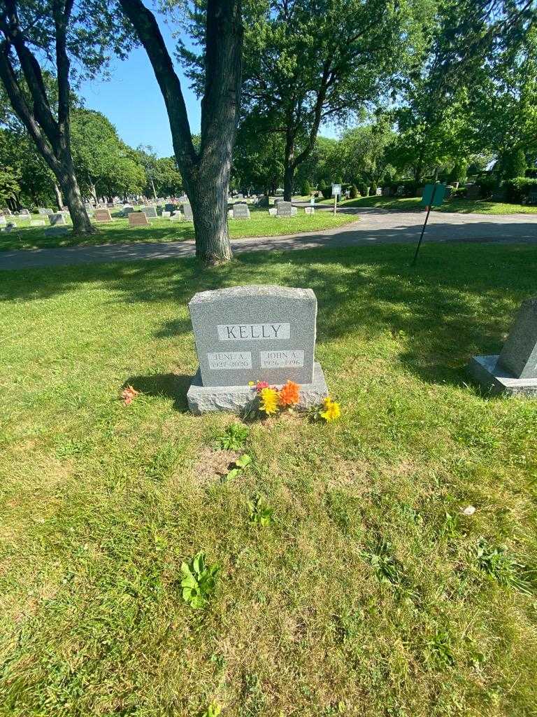 John A. Kelly's grave. Photo 1