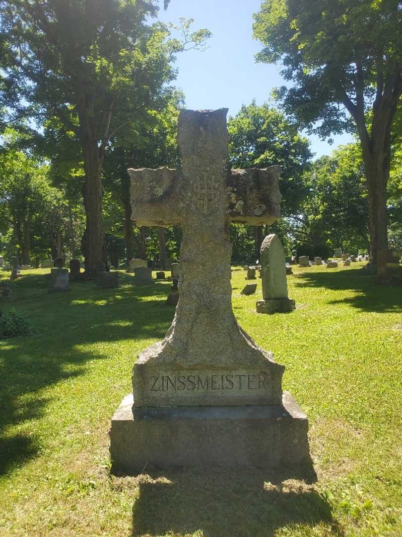 Reverend Carl Zinssmeister's grave. Photo 4