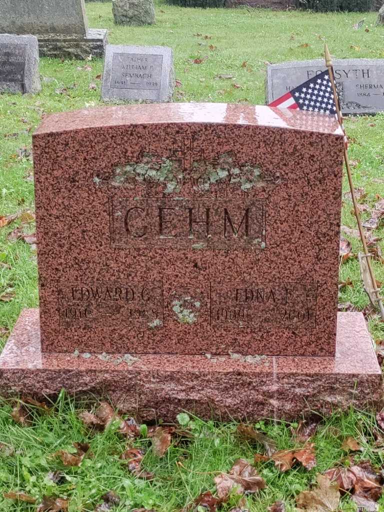 Edna E. Gehm's grave. Photo 3