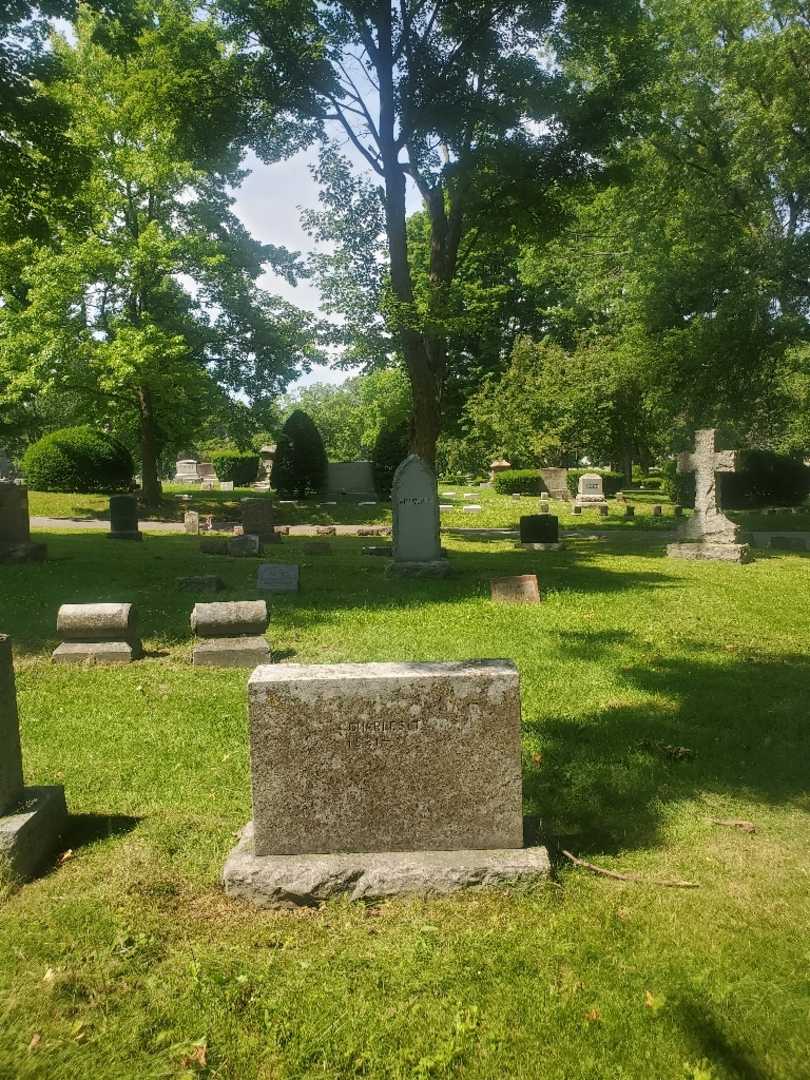 Charles T. Zeese's grave. Photo 1