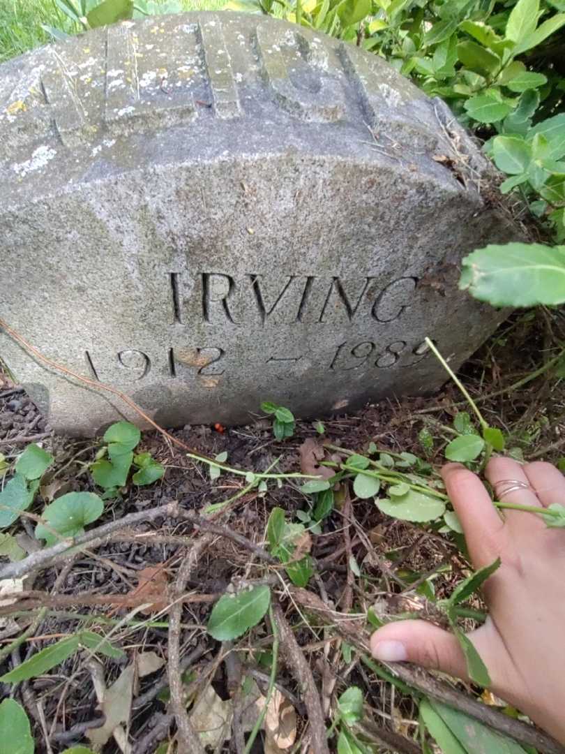 Alice M. Irving's grave. Photo 3