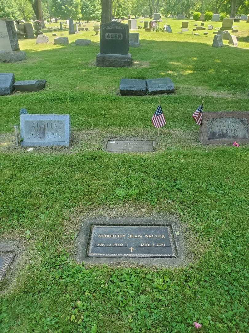 Dorothy Jean Walter's grave. Photo 1