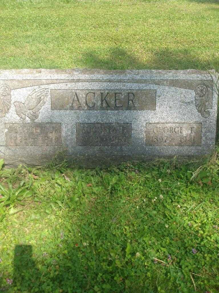 George T. Acker's grave. Photo 3