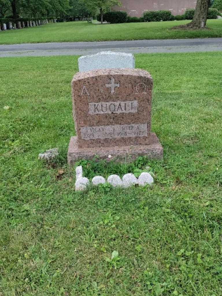 Miti A. Kugali's grave. Photo 3