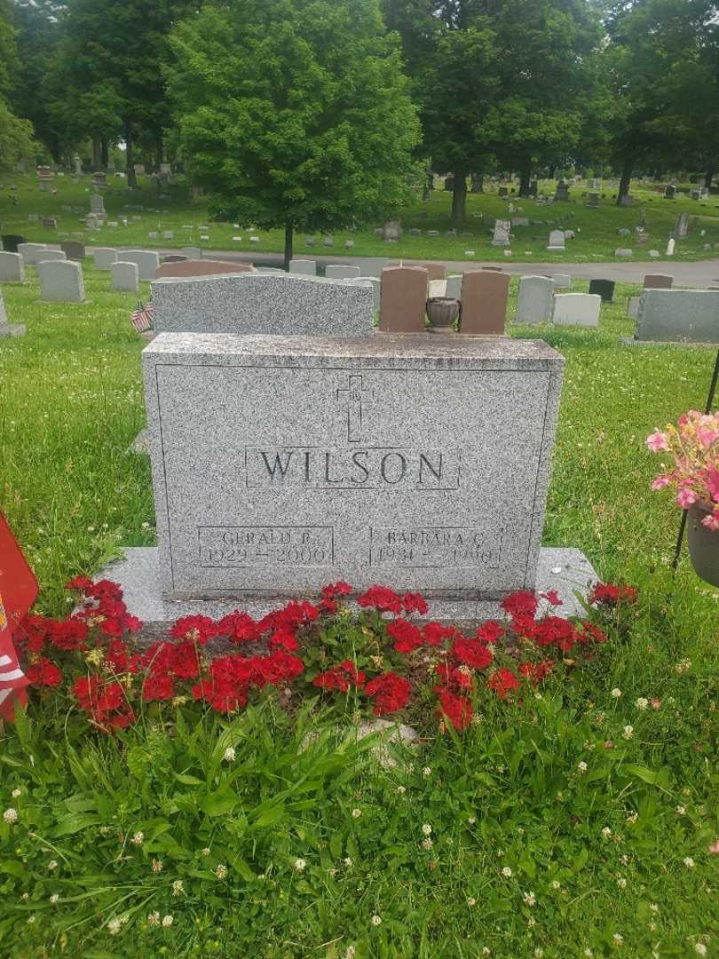 Gerald R. Wilson's grave. Photo 2