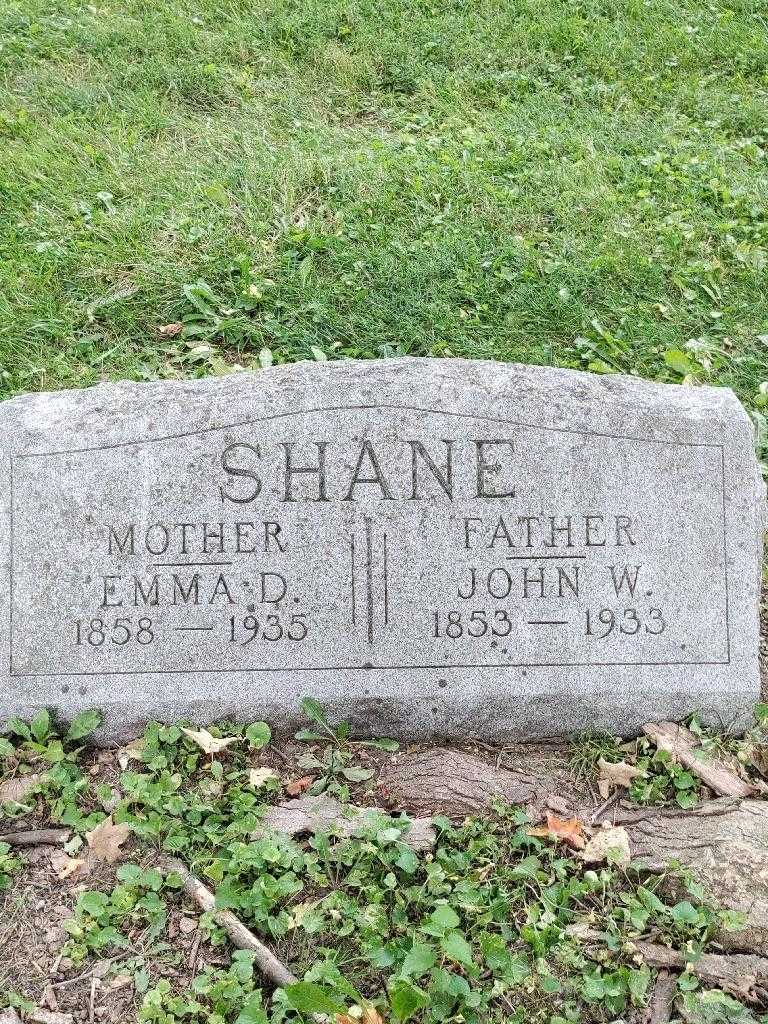 Emma D. Shane's grave. Photo 3