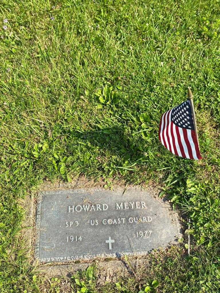 Howard Meyer's grave. Photo 1