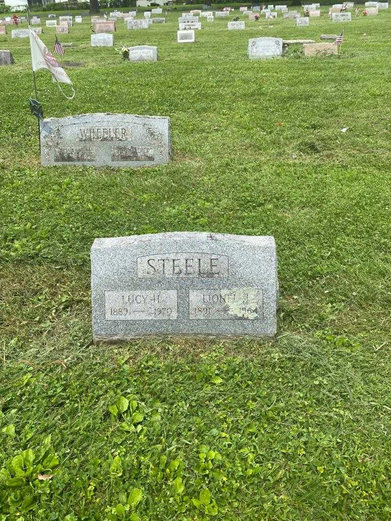 Lionel J. Steele's grave. Photo 2