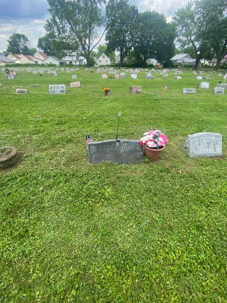 Ethel M. Ostrander's grave. Photo 1