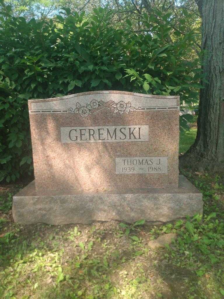 Thomas J. Geremski's grave. Photo 2