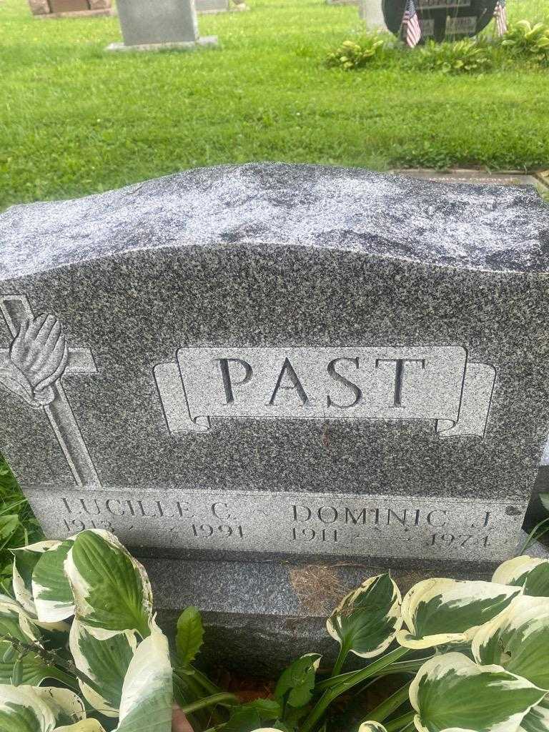 Lucille C. Past's grave. Photo 3