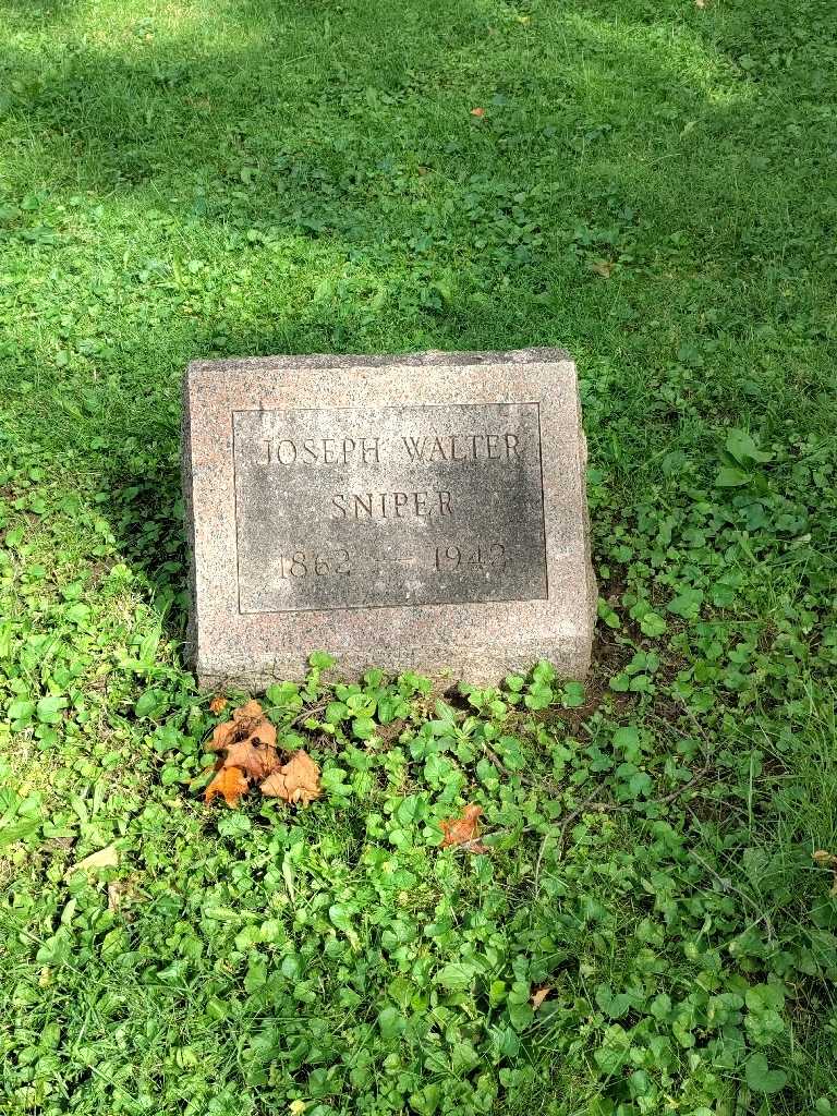 Joseph Walter Sniper's grave. Photo 2