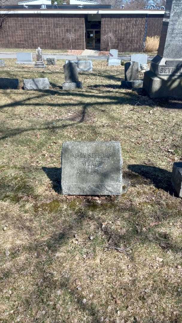 Mary C. Straub's grave. Photo 3
