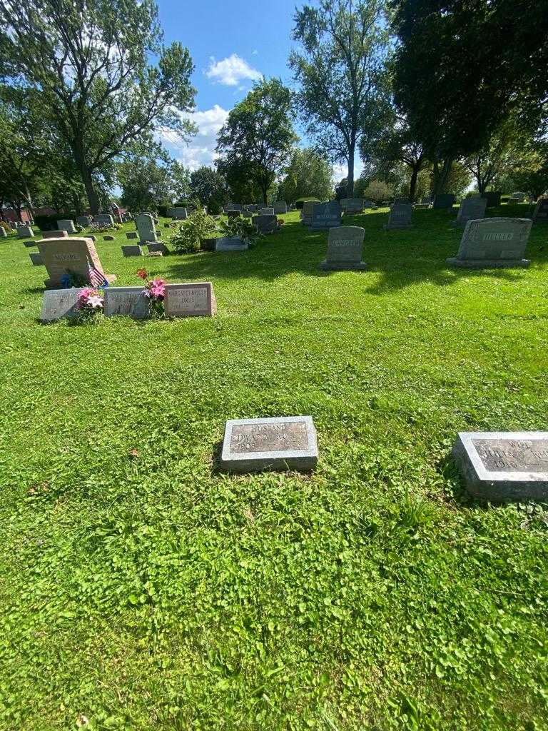 Edward J. Kuntz's grave. Photo 1