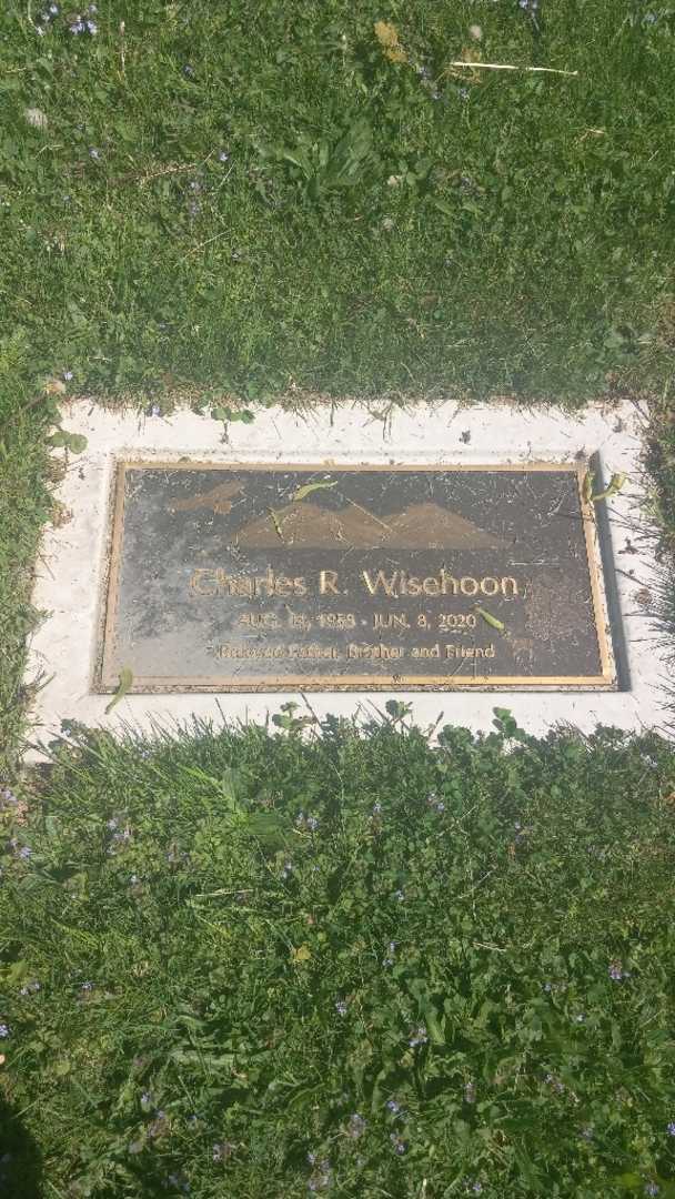 Charles F. Wisehoon Junior's grave. Photo 3