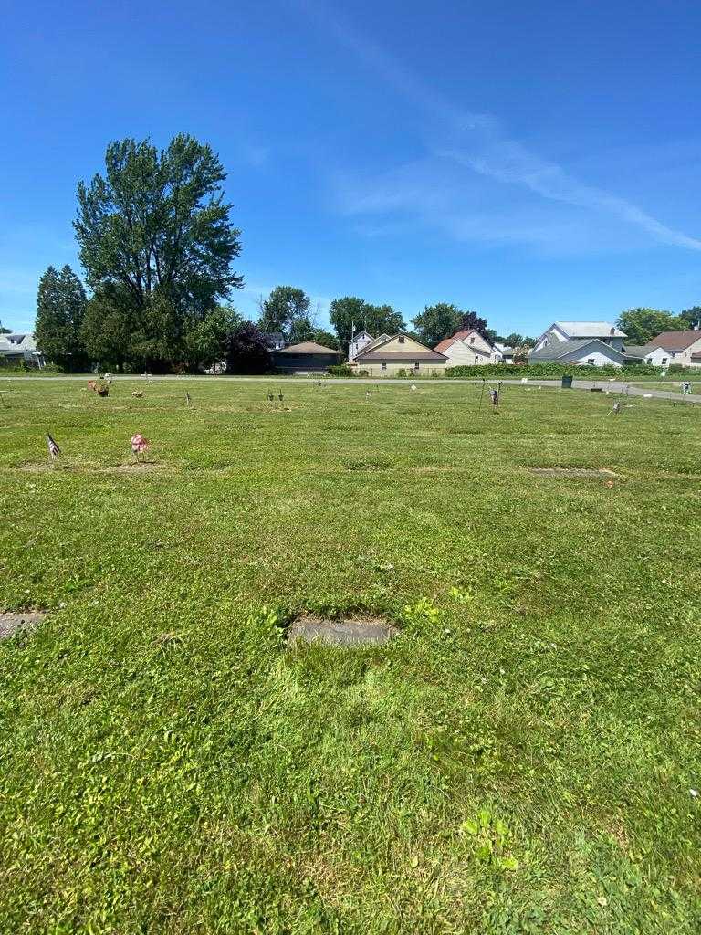 John A. Oliveri's grave. Photo 1