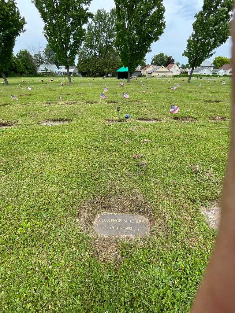 Florence M. Clark's grave. Photo 1