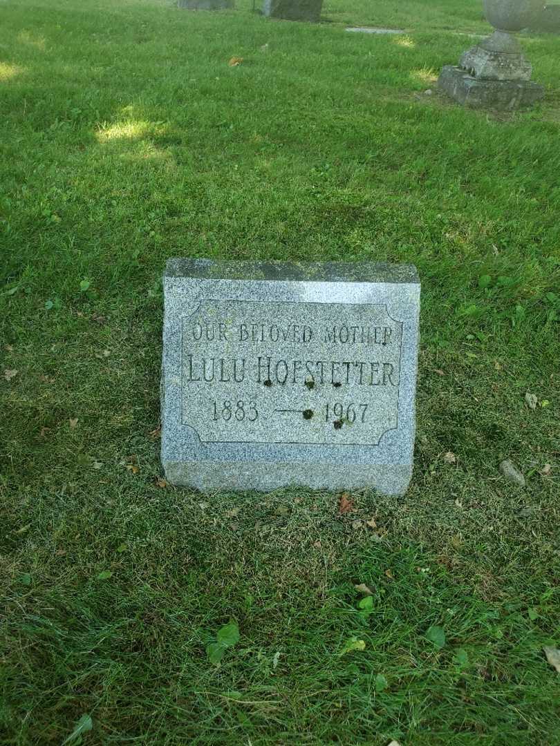 Lulu Hofstetter's grave. Photo 2