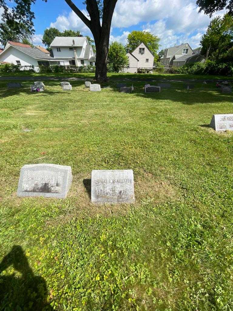 Thomas J. Mcallister's grave. Photo 1