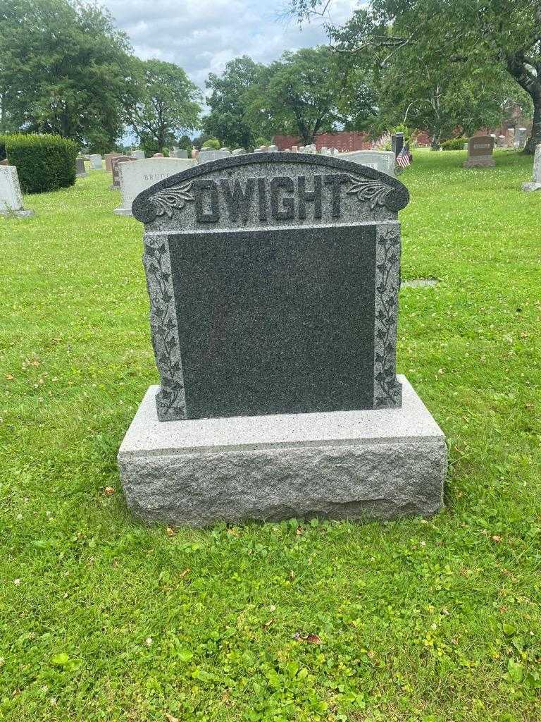 Elford Howes Dwight's grave. Photo 3