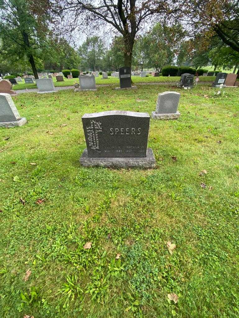 Lillian H. Speers's grave. Photo 1