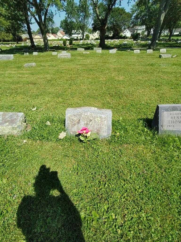 Donald M. Webb's grave. Photo 1