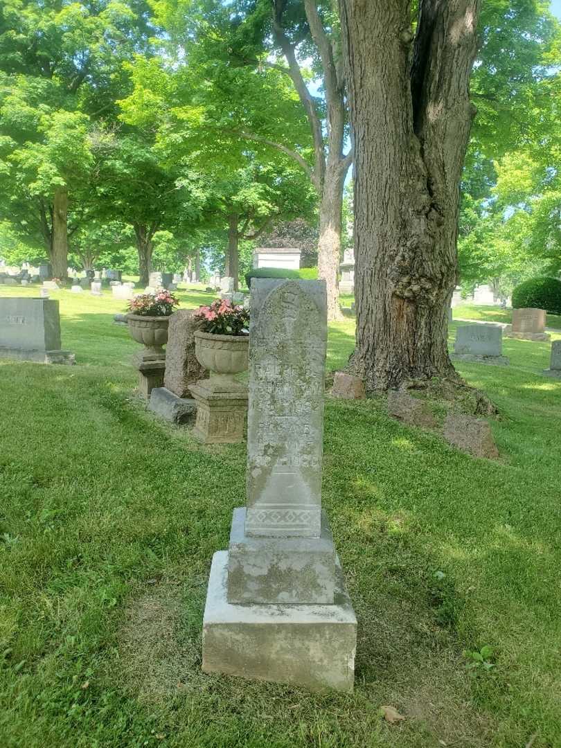 Rosa B. Sheridan's grave. Photo 1