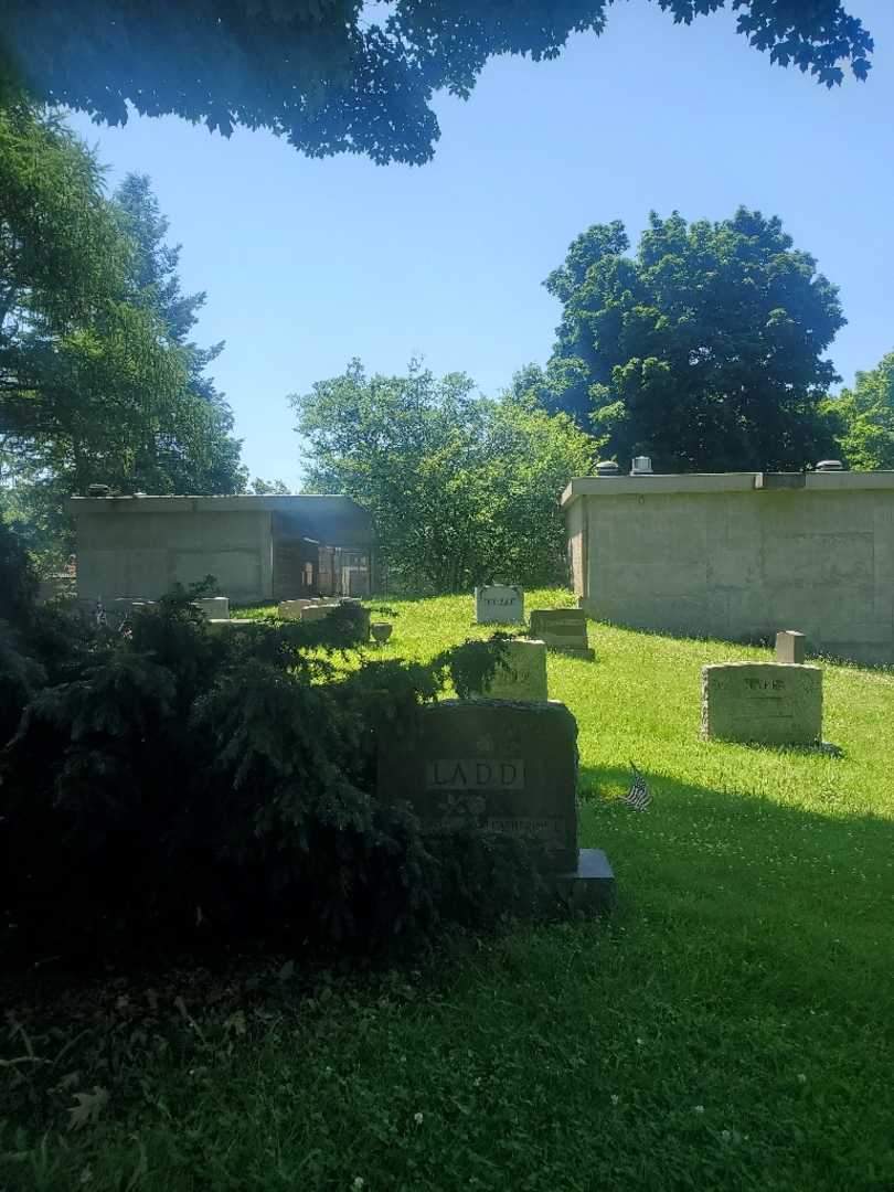 Catherine E. Ladd's grave. Photo 2