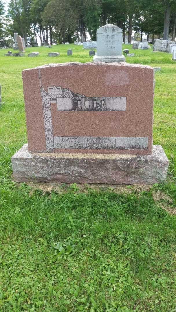 Edward Eger's grave. Photo 2