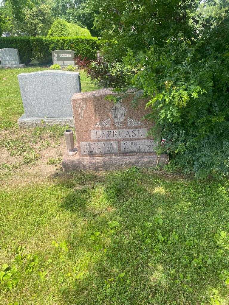 Beverly J. LaPrease's grave. Photo 2