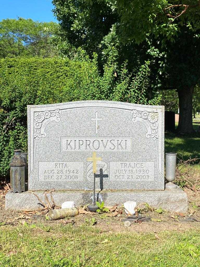 Trajce Kiprovski's grave. Photo 3