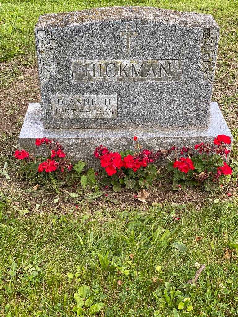 Dianne H. Hickman's grave. Photo 3