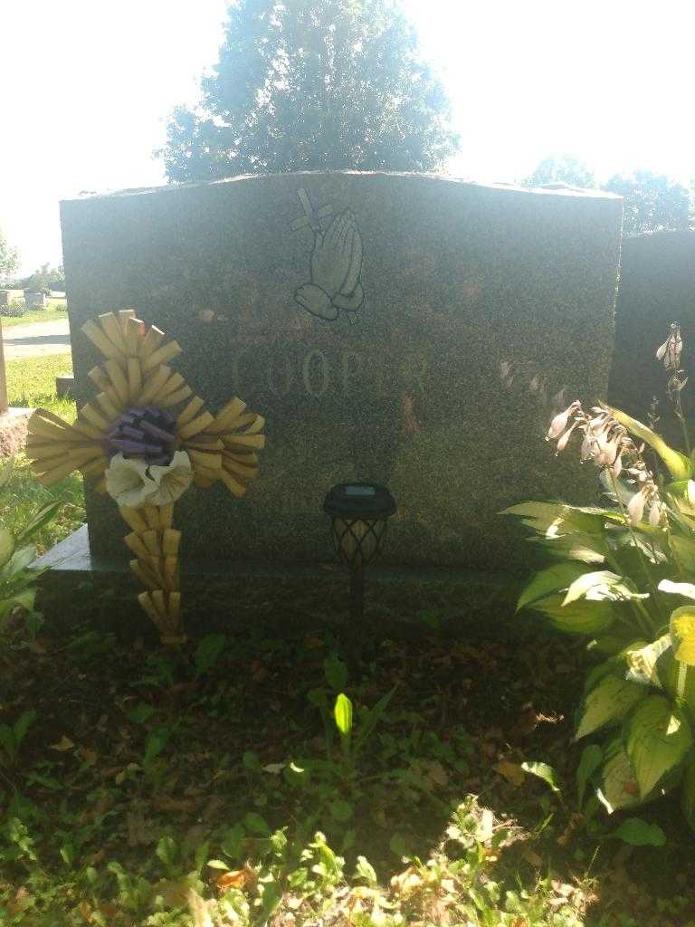 Richard R. Cooper's grave. Photo 2