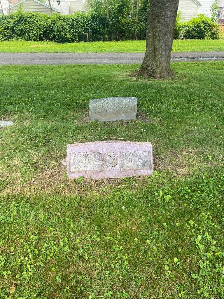Geraldine Louise's grave. Photo 2
