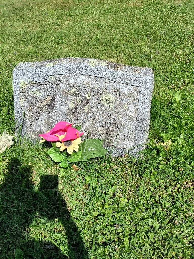 Donald M. Webb's grave. Photo 2