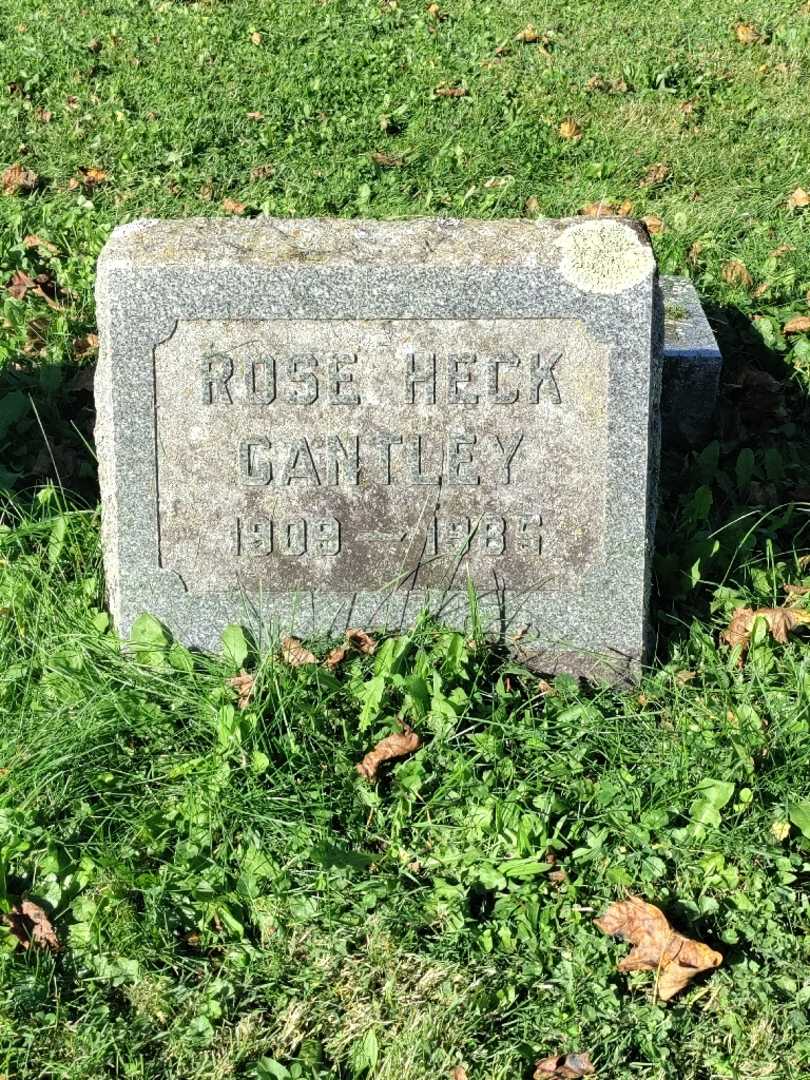 Rose Gantley Heck's grave. Photo 2