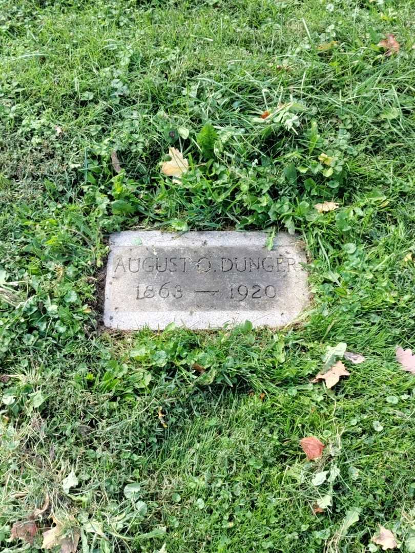 August O. Dunger's grave. Photo 2