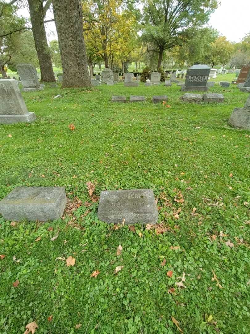 Lena J. Tooker Ferran's grave. Photo 1