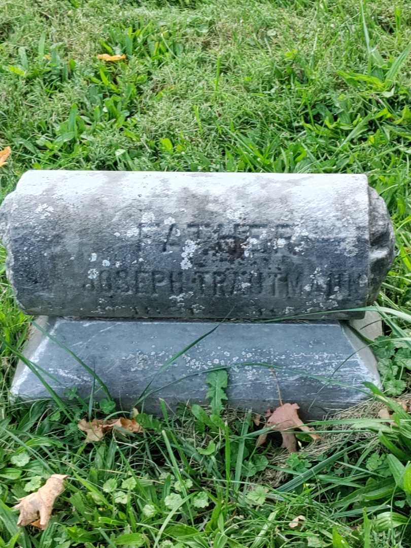 Joseph Trautman's grave. Photo 3