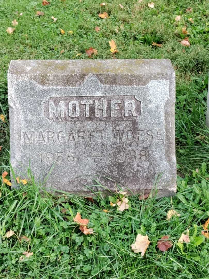 Margaret Woese's grave. Photo 3